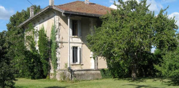 maison Katie Boschetti, jolie maison de maître pour ses chambres d'hôte et ses repas énergétiques