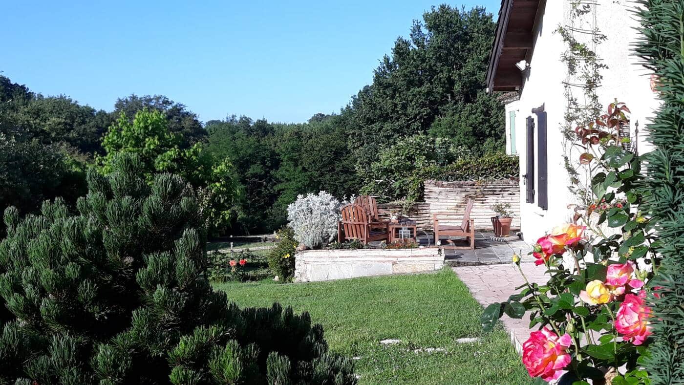 gîte et chambres d'hôtes Les Gravets. Vue sur l'extérieur plein sud